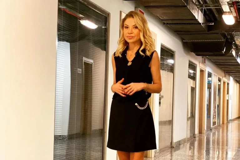 Ebru Baki Kimdir?