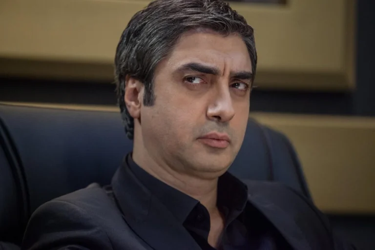 Necati Şaşmaz Kimdir?
