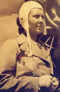 Sabiha Gökçen Kimdir?
