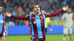 Abdülkadir Ömür Kimdir?