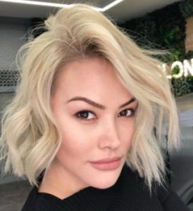 Aylin Coşkun Kimdir? Nereli? Kaç Yaşında? Boyu, Kilosu Kaç? Kiminle Evli? Şarkıları?