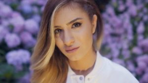 Feride Hilal Akın Kimdir? Kaç Yaşında ve Nereli