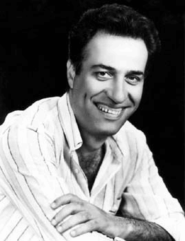 Kemal Sunal Kimdir?