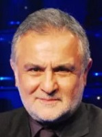 Kenan Işık Kimdir?
