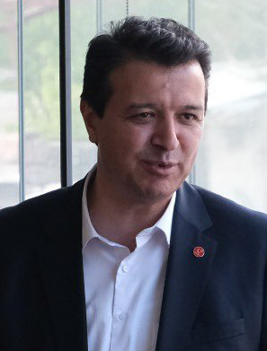 Mahmut Arıkan Kimdir?