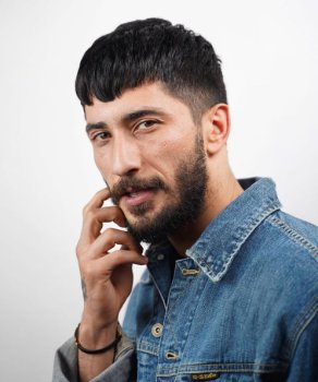 Mehmet Elmas Kimdir? Nerelidir? Kaç Yaşında? Boyu, Kilosu Kaç? Hangi Dizilerde Oynadı? Şarkıları ve Hayatı