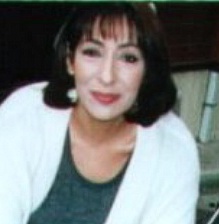 Melek Baykal Kimdir?