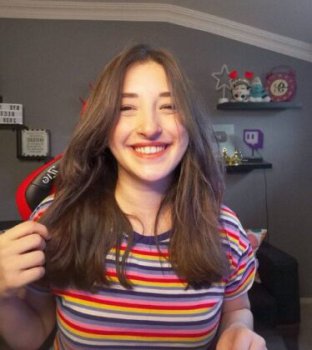 Pqueen Pelin Baynazoğlu Kimdir? Nerelidir? Sevgilisi Kimdir? Yaş ve Kilosu
