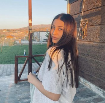 Sıla Şahin Kimdir? Aslen Nereli? Kaç Yaşında? Boyu, Kilosu Kaç?